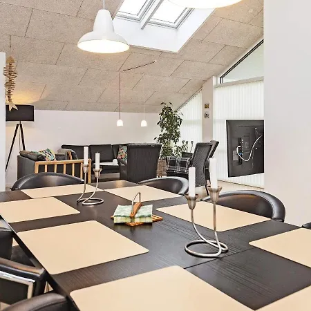 Feriehus 8 Person In