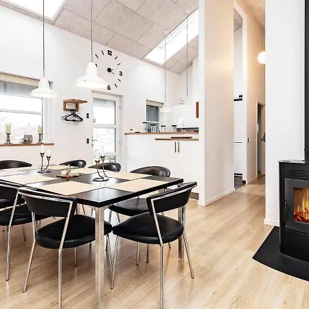 Holiday home 8 Person In *